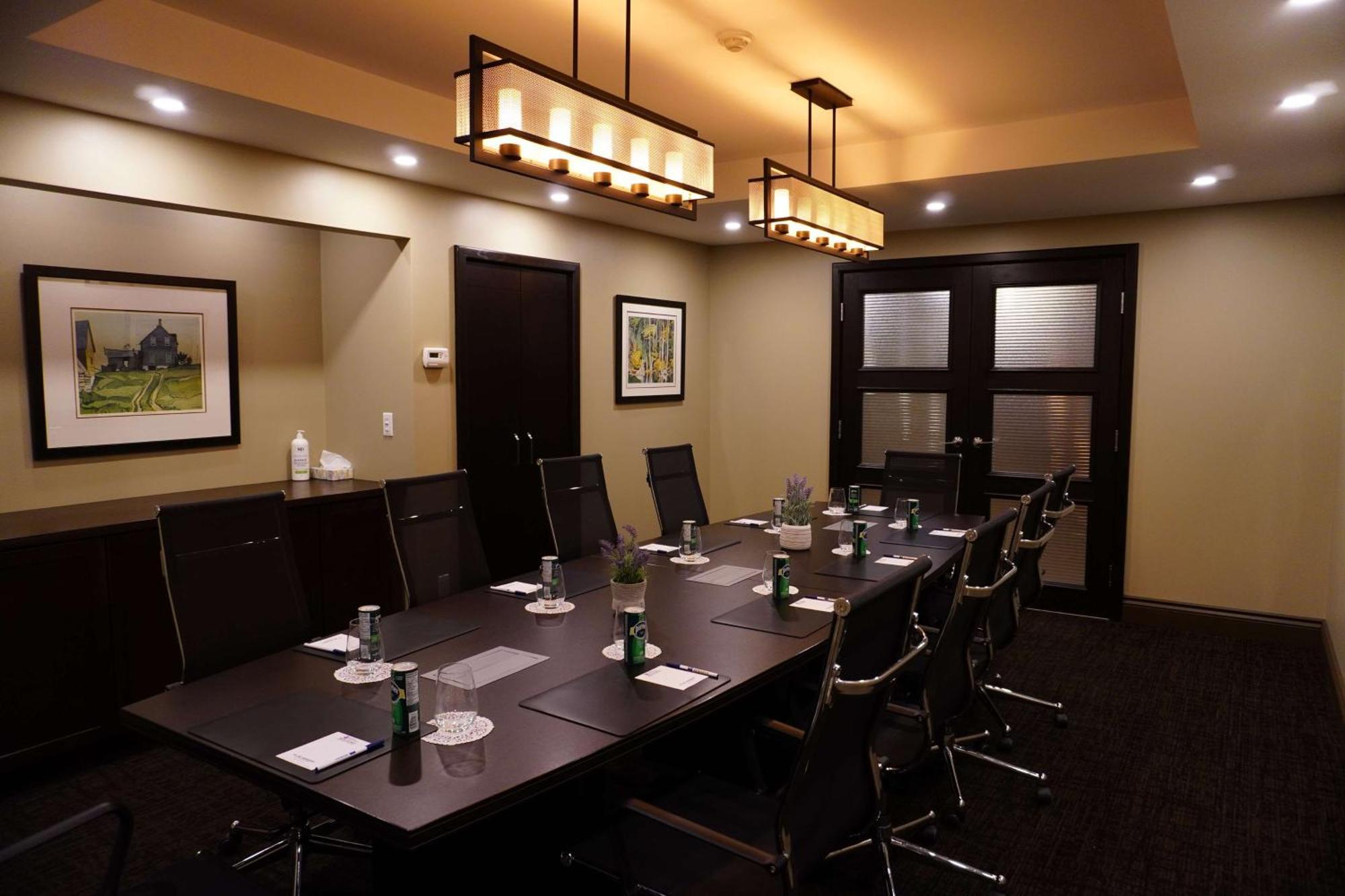 Western Stoneridge & Conference Centre Ontario