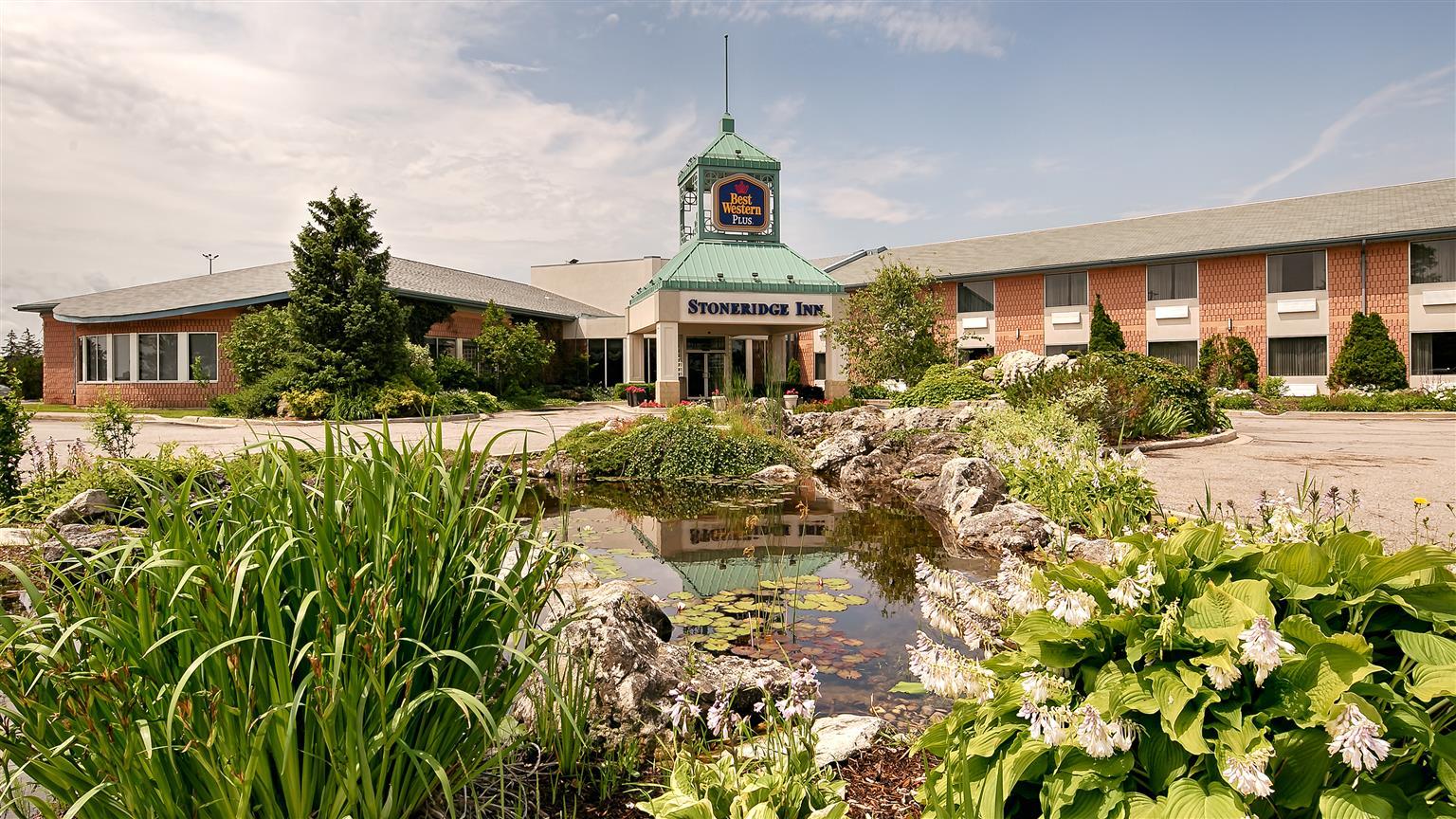 Western Stoneridge & Conference Centre Ontario 3*
